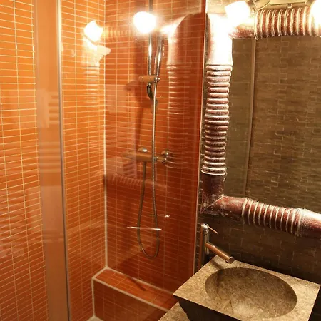 Které Jsou Ty Nejlepší V okolí Atrakce Réserve Naturelle De L'etang De Cousseau? 2*