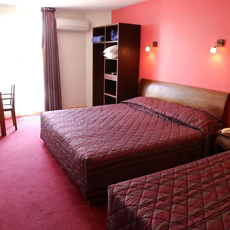 Které Jsou Ty Nejlepší V okolí Atrakce Réserve Naturelle De L'etang De Cousseau? Hotel Lacanau